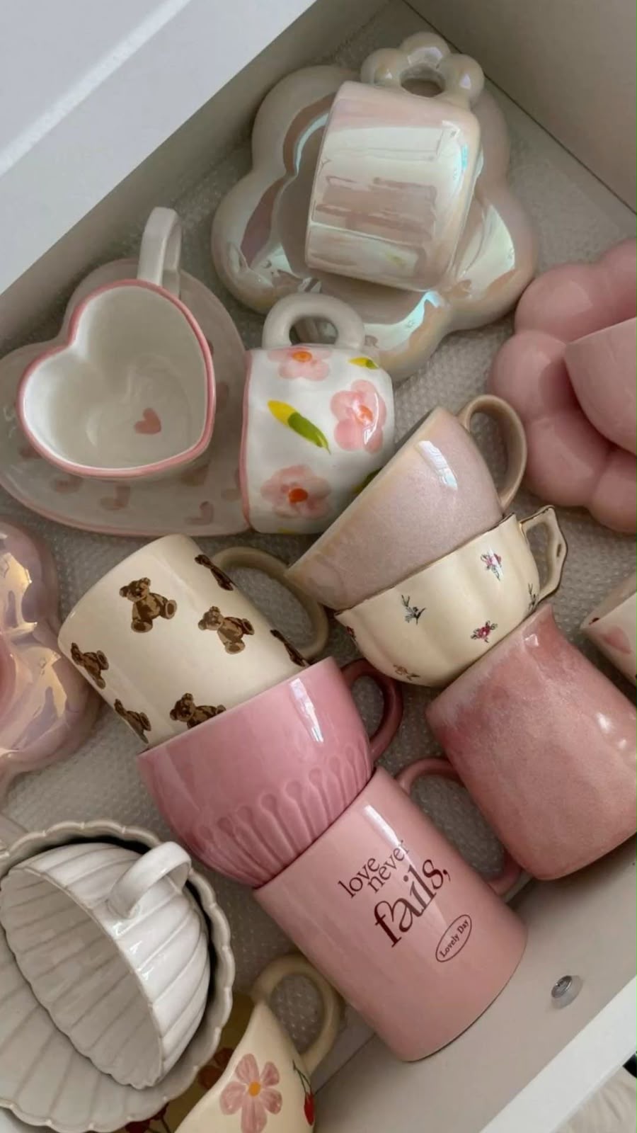 Mugs & Cups